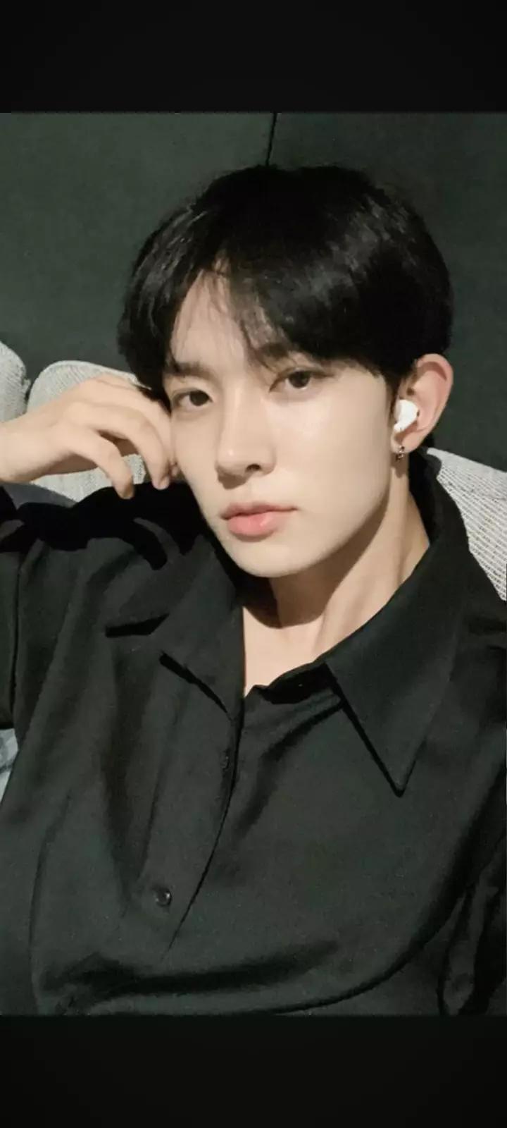 Mr lee heeseung  thumbnail
