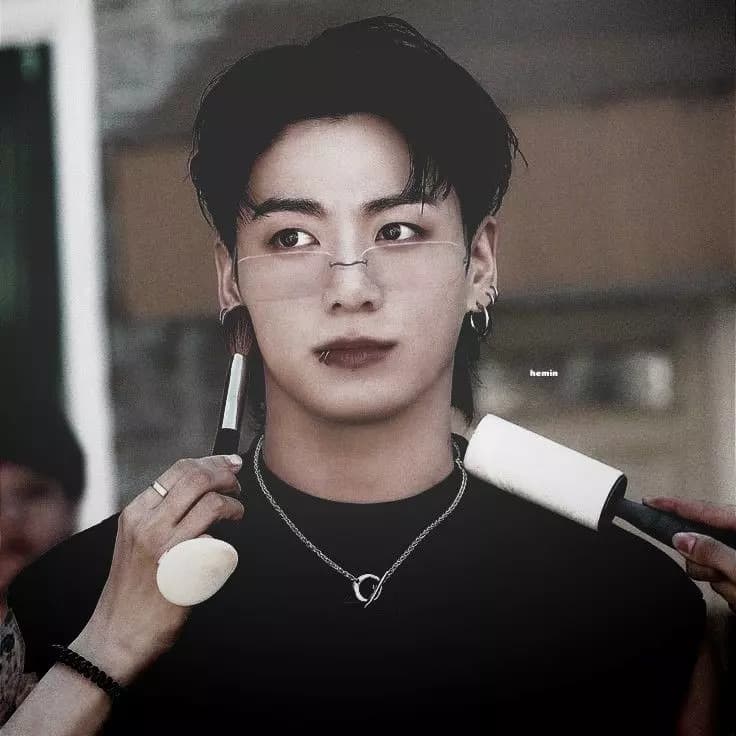 Jeon Jungkook thumbnail