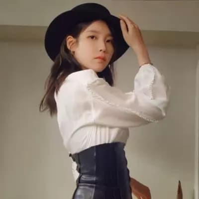 Ji Eun thumbnail