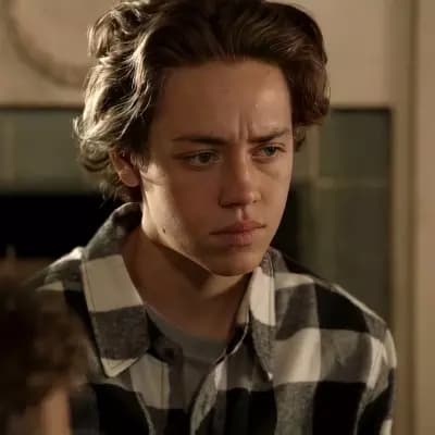 carl gallagher enemie?? thumbnail