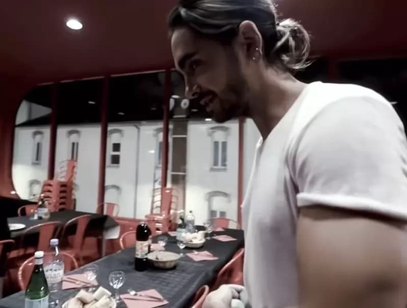 Tom Kaulitz thumbnail