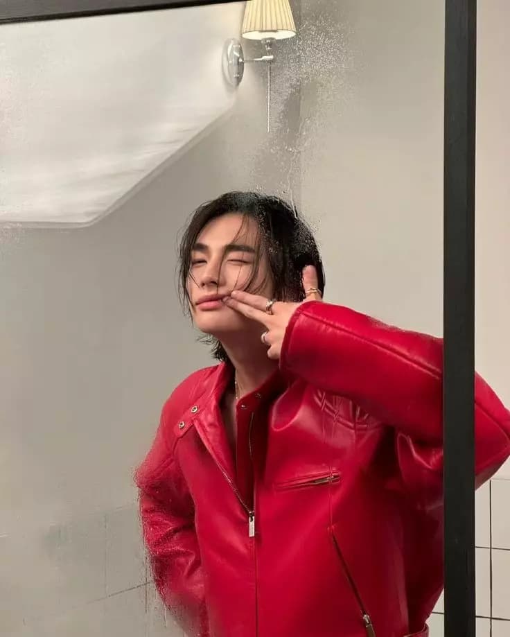 Hyunjin thumbnail