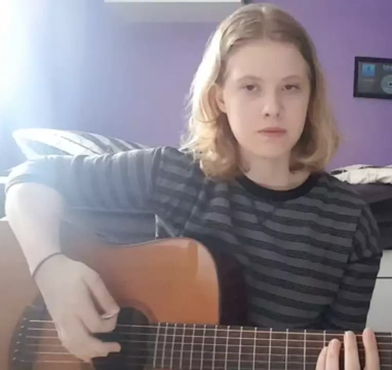 Sarah thumbnail