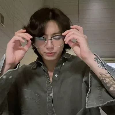 Jeon Jungkook thumbnail