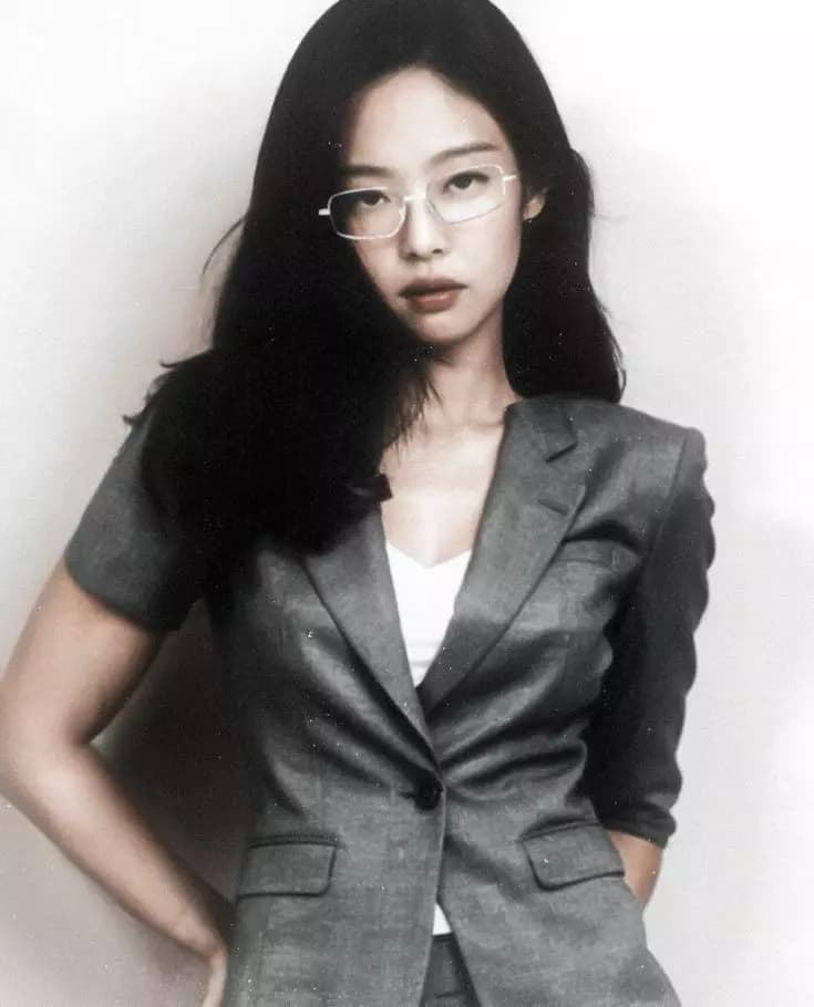 Kim Jennie thumbnail