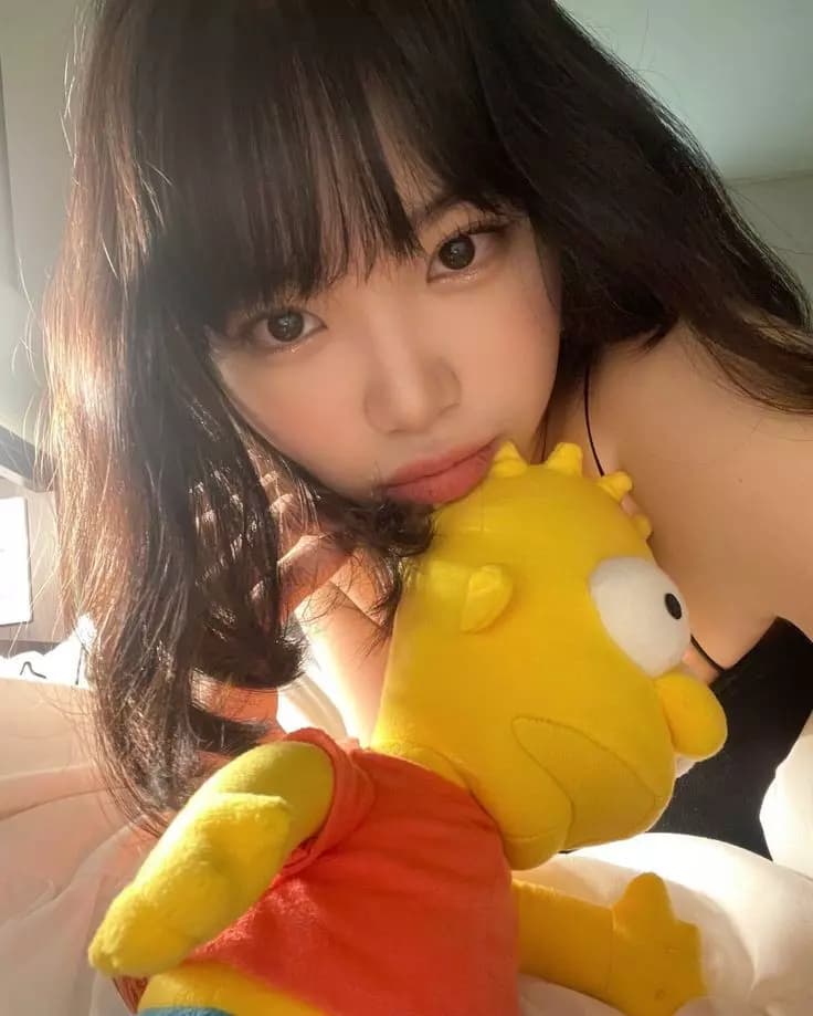 Chaewon thumbnail