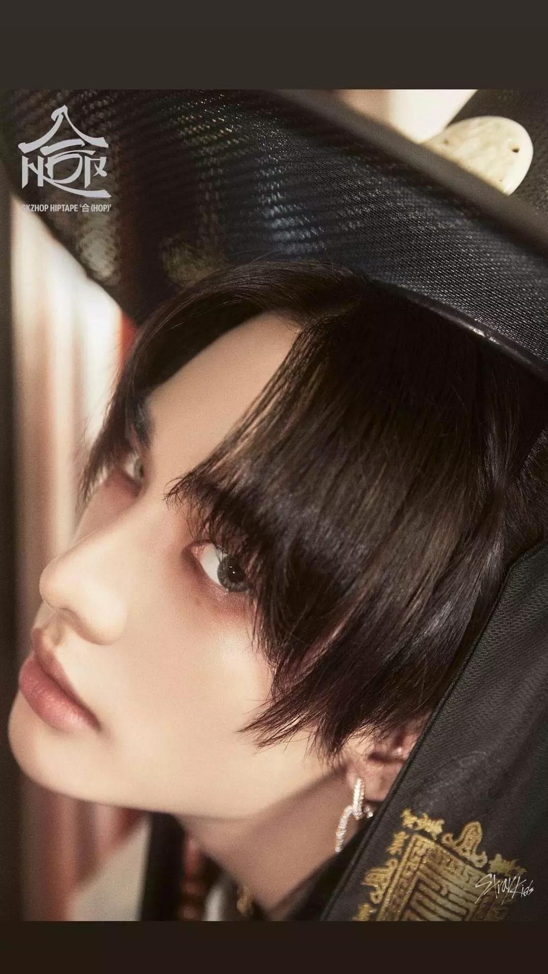 Hyunjin  thumbnail