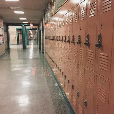 High school  thumbnail