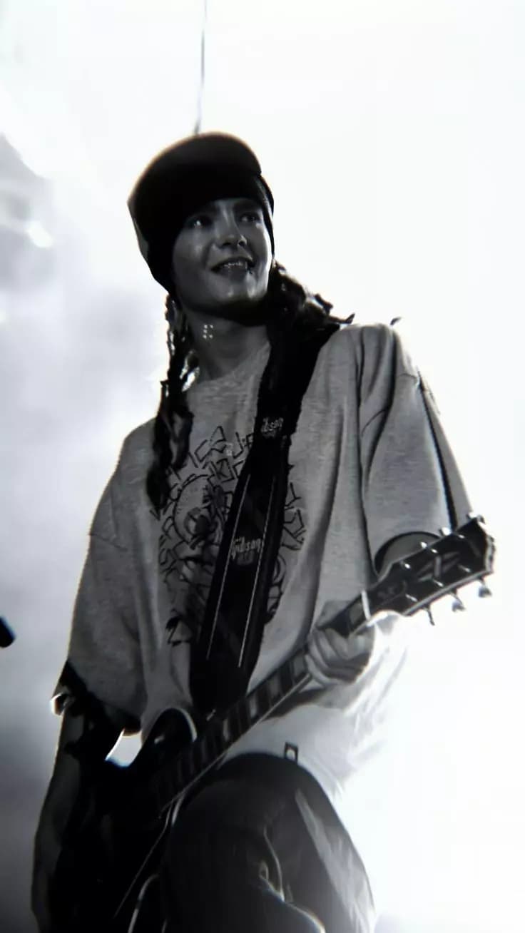 Tom Kaulitz thumbnail
