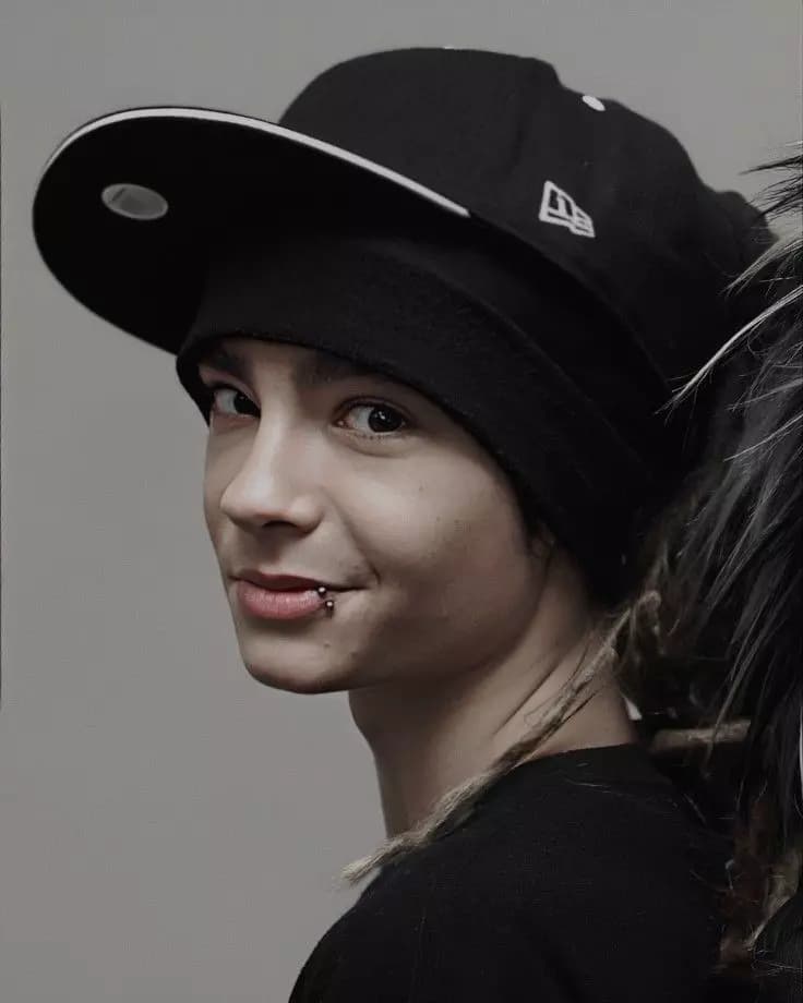 Tom Kaulitz thumbnail