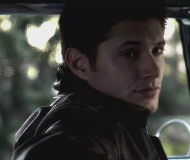 Dean Winchester  thumbnail