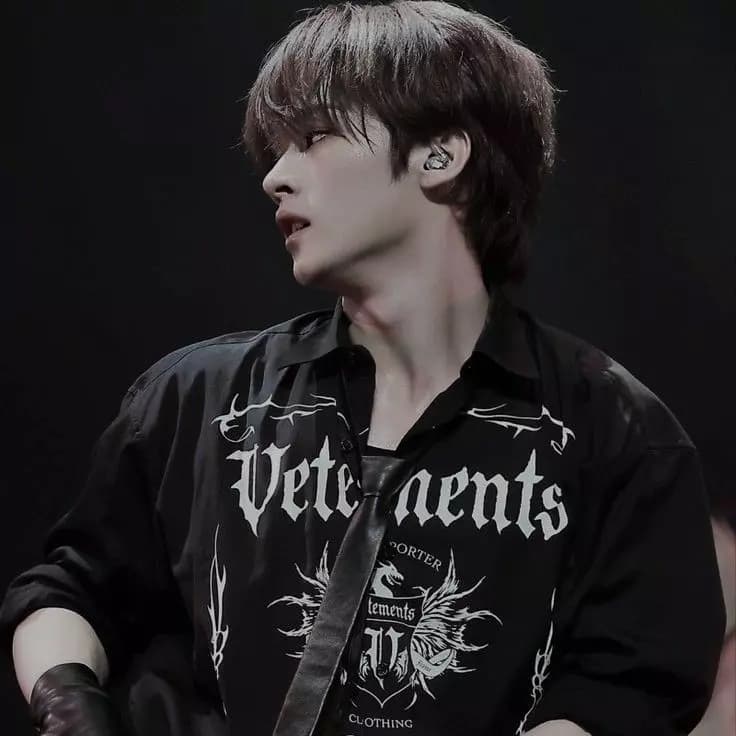 Lee know thumbnail
