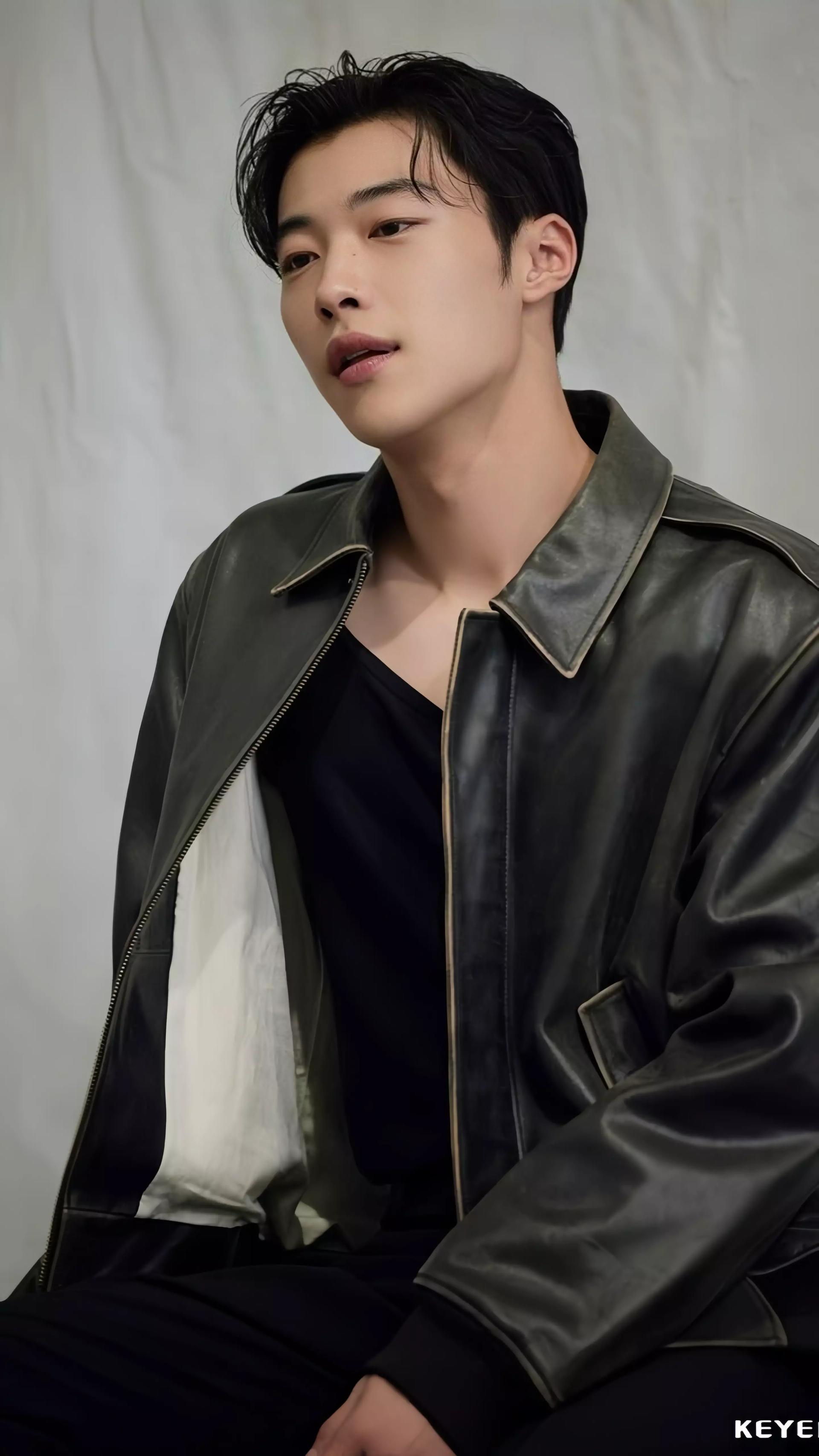 Woo Do Hwan thumbnail