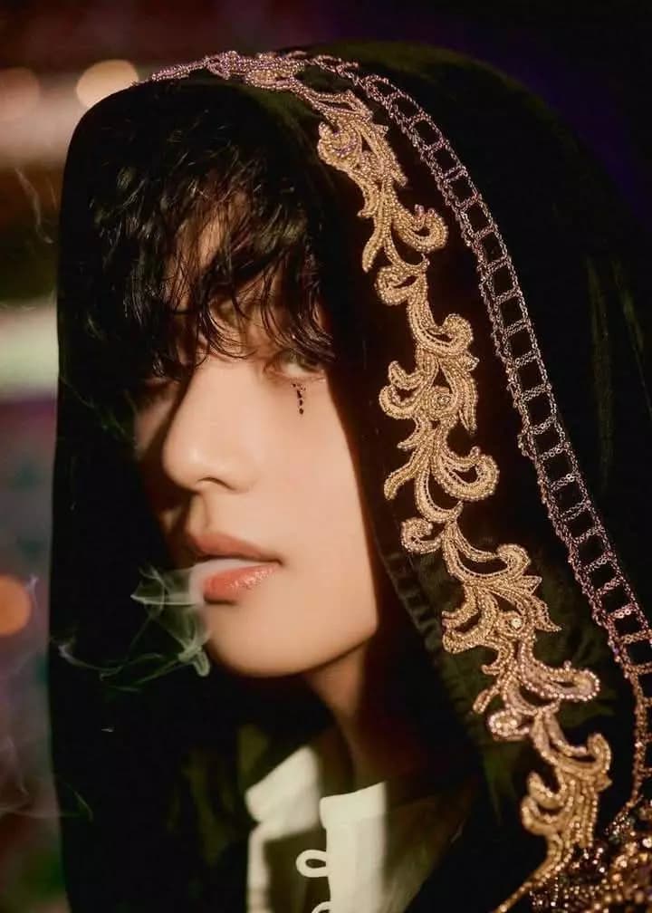 Kim Taehyung thumbnail