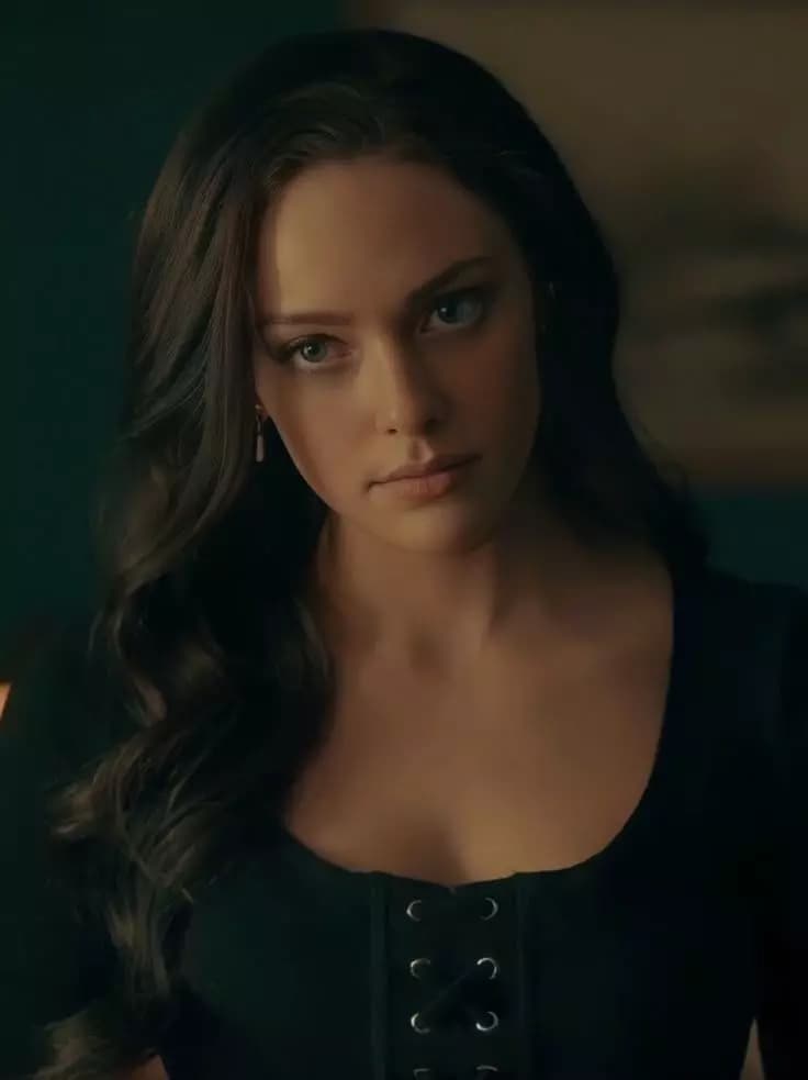 Hope Mikaelson thumbnail