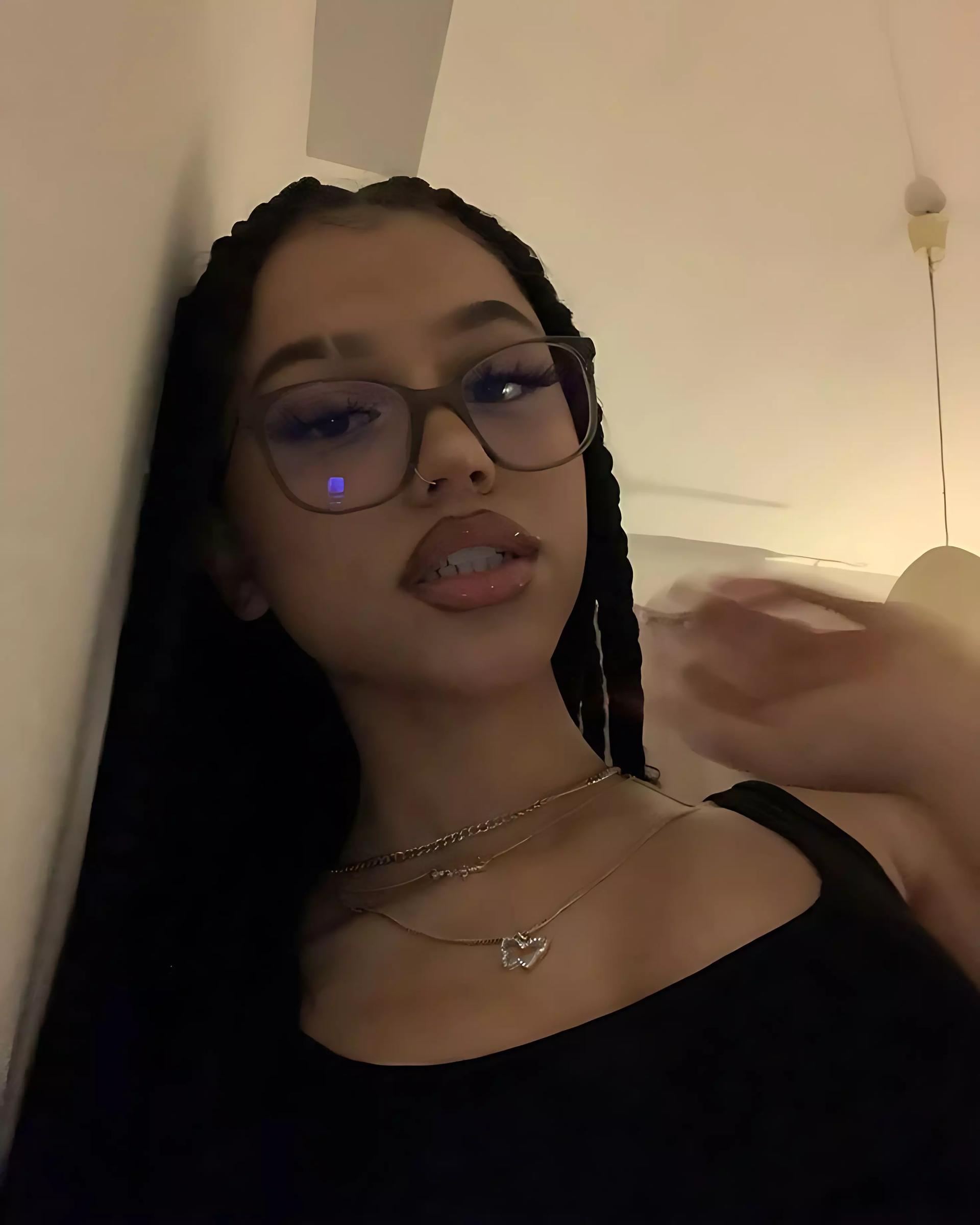Ariana thumbnail