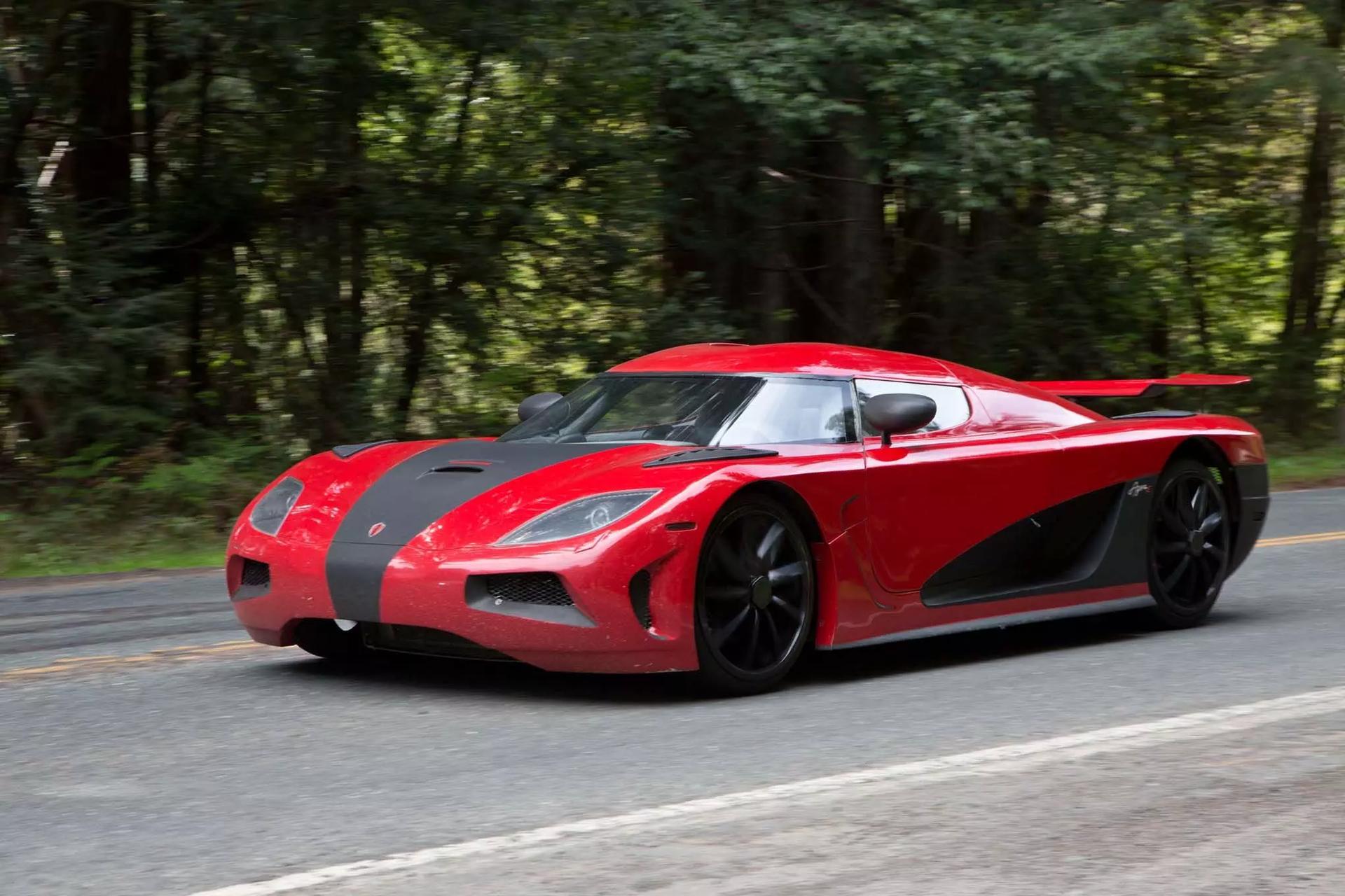 Your Koenigsegg Agera R is a robot (man version) thumbnail