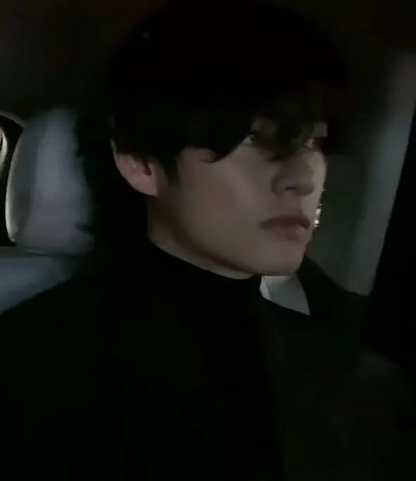 ~ Kim Taehyung ~ thumbnail