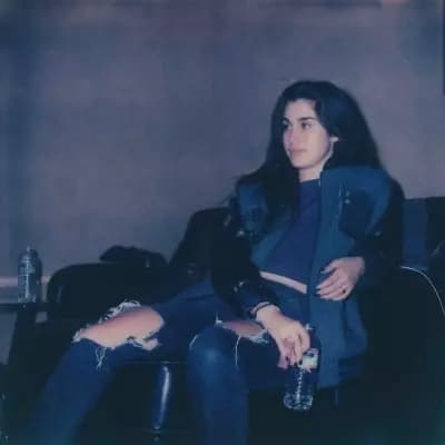 Lauren thumbnail