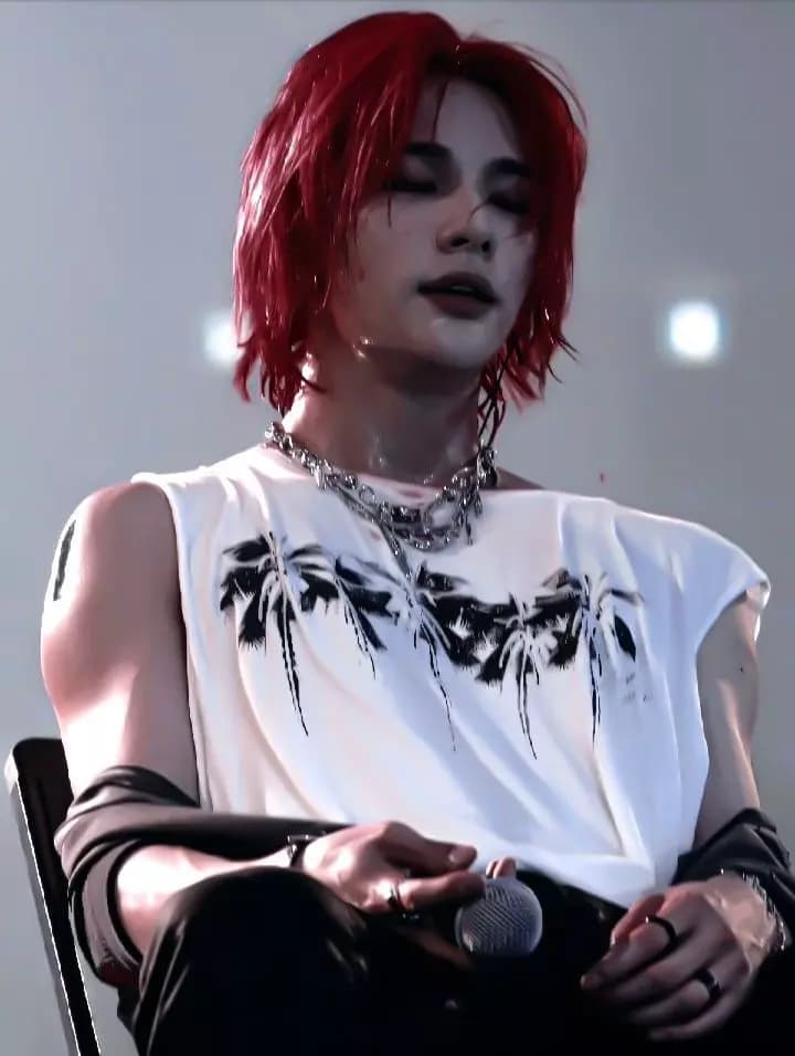 Hyunlix - Vampire x Wizard (omegaversse) thumbnail
