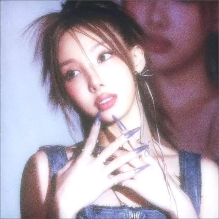 Nayeon thumbnail