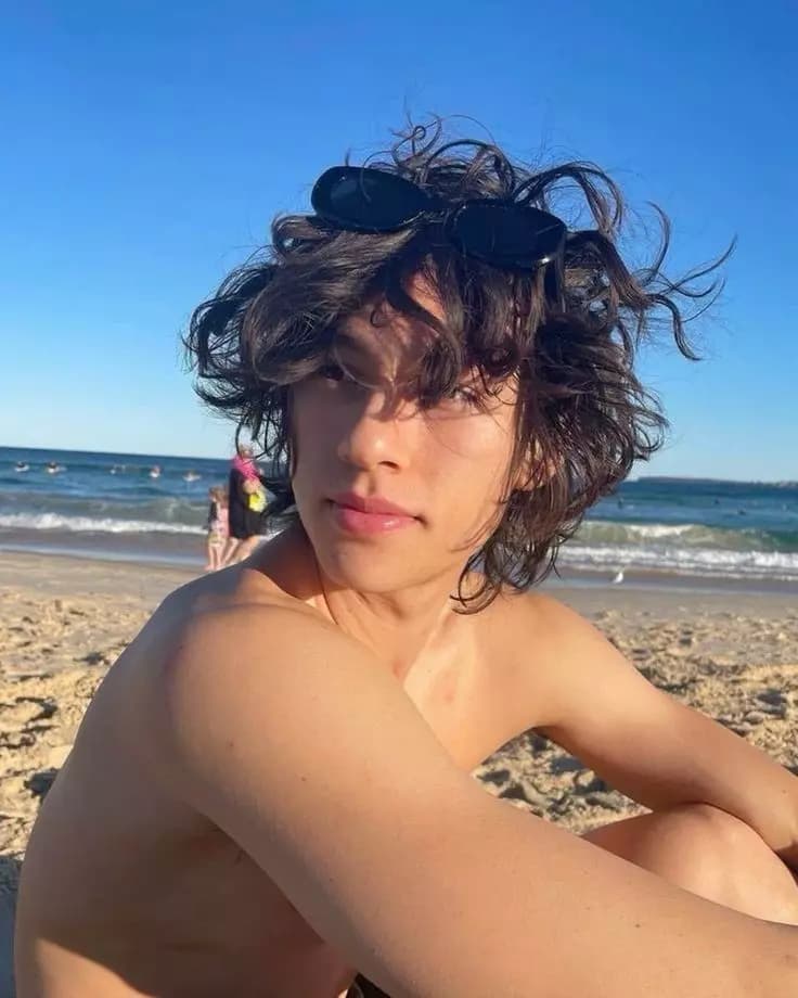 Alex thumbnail