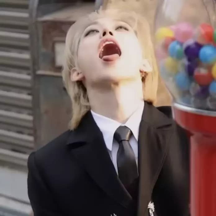 Lee felix thumbnail