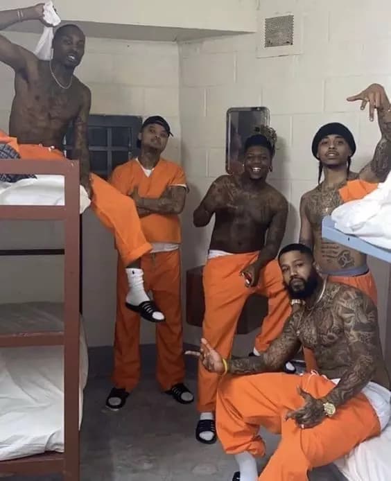 all male prison | Gay BL NSFW thumbnail