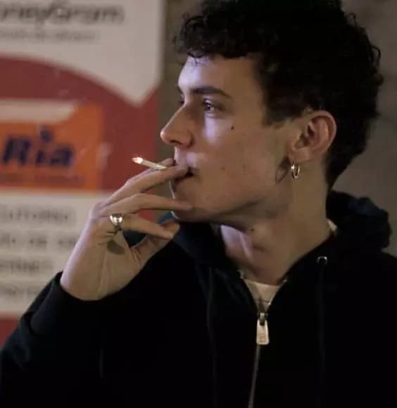 Aron Piper thumbnail