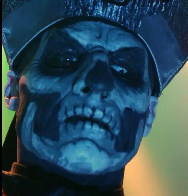 Papa emeritus II (secondo) thumbnail