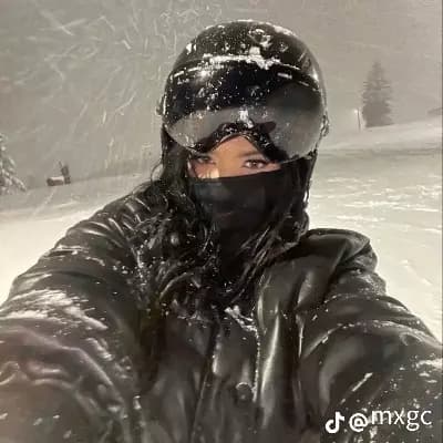 Lila Snow thumbnail