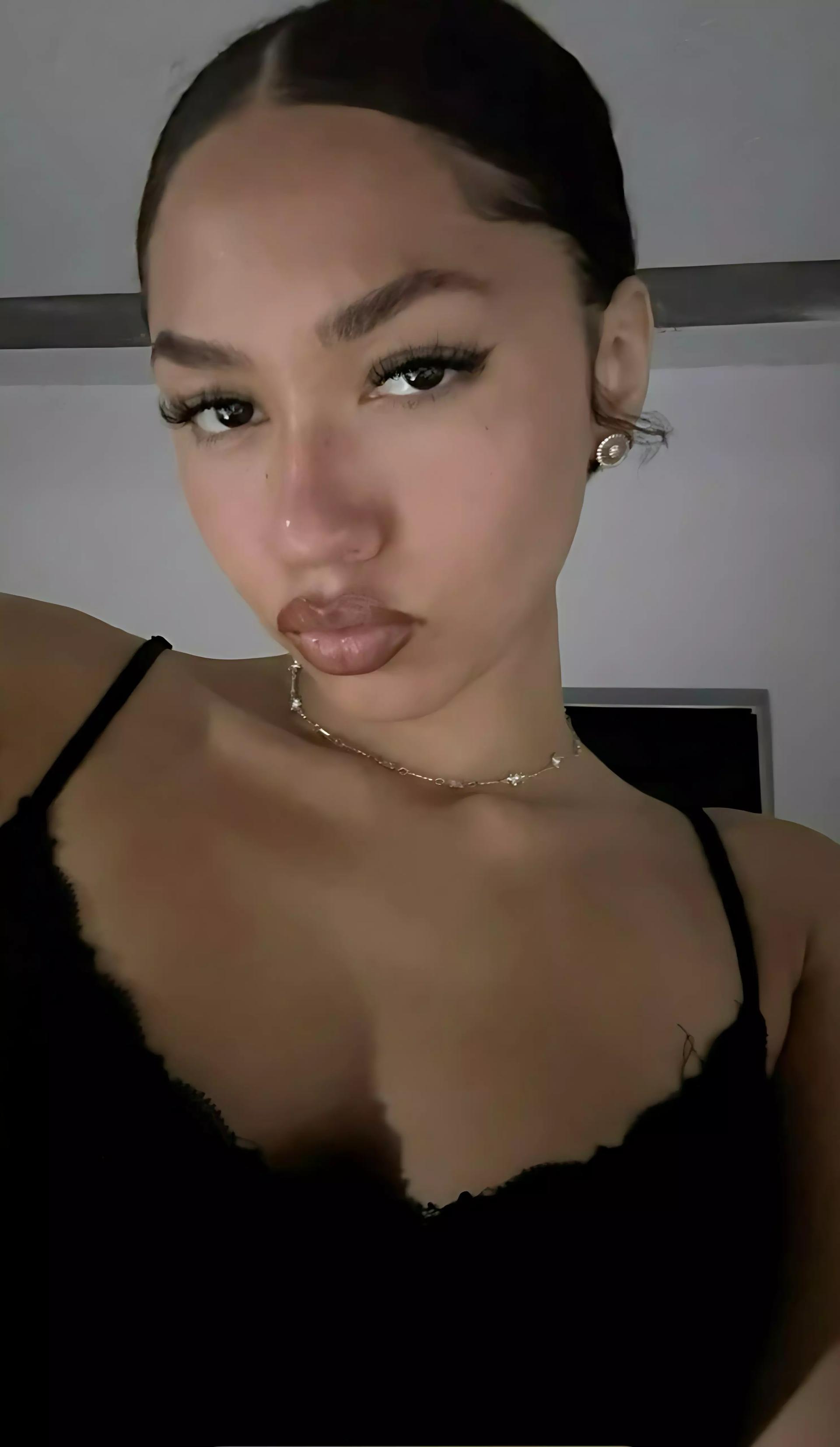 Lexie thumbnail