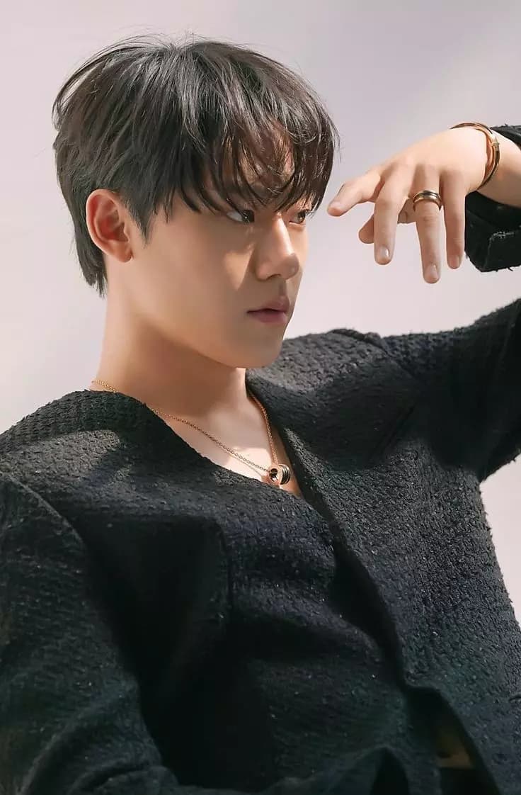Lee Eun-hyuk  thumbnail