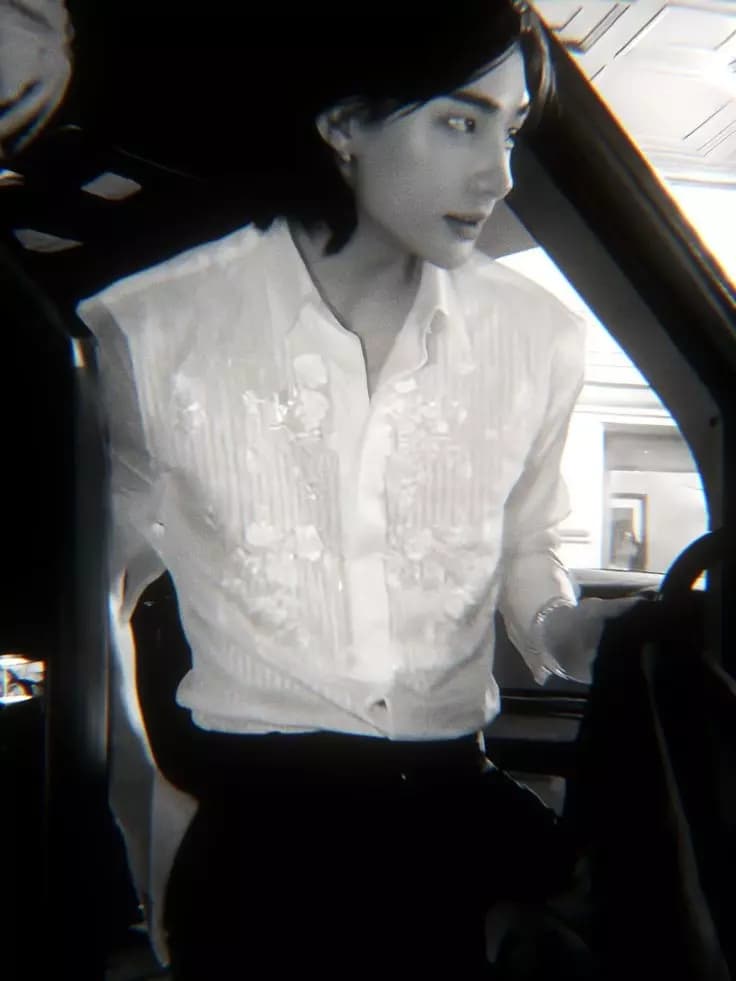 Hwang Hyunjin  thumbnail