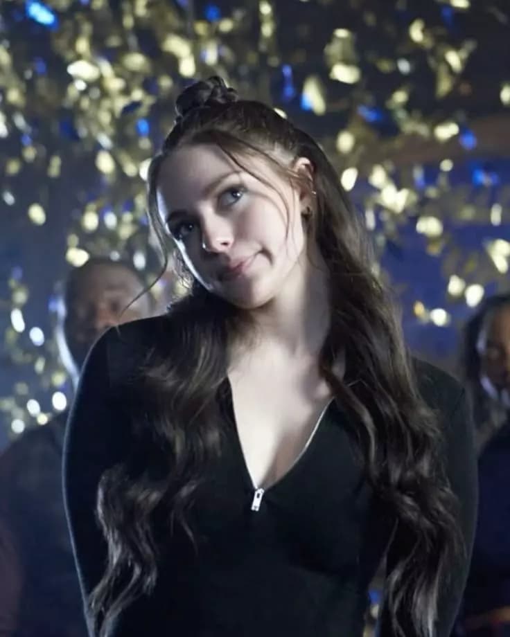 Hope Mikaelson thumbnail