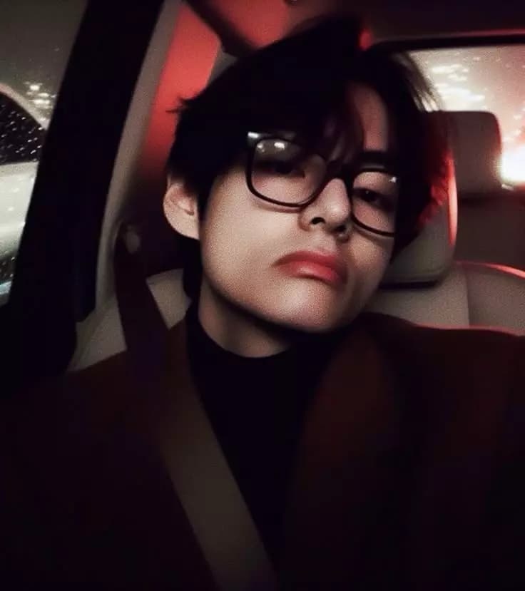 Kim Taehyung thumbnail