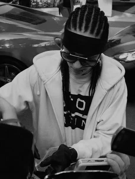 Tom Kaulitz thumbnail