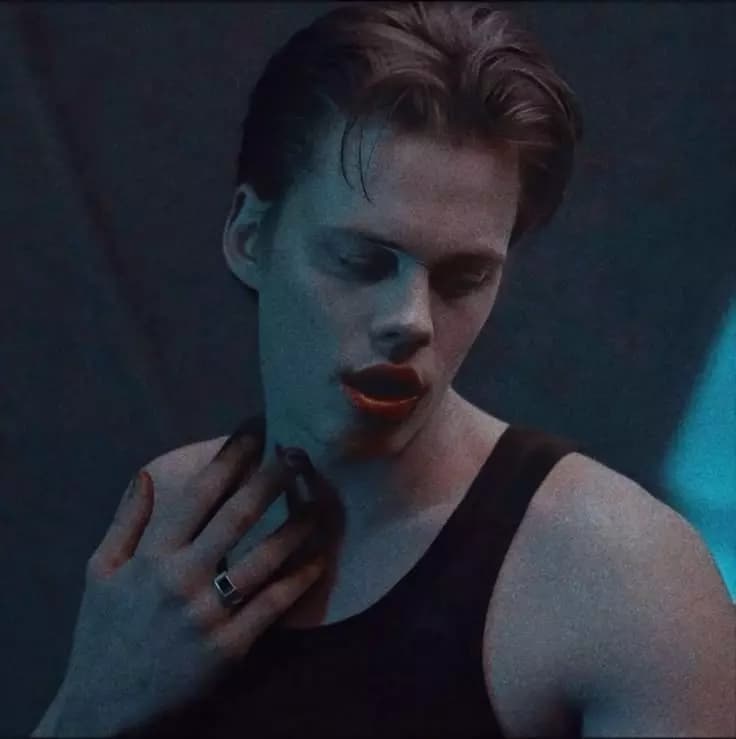 Bill Skarsgard thumbnail
