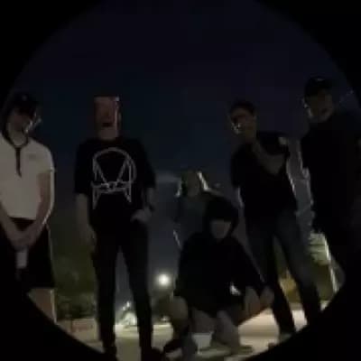 six guy friends  thumbnail
