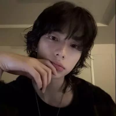 Hyunjin thumbnail