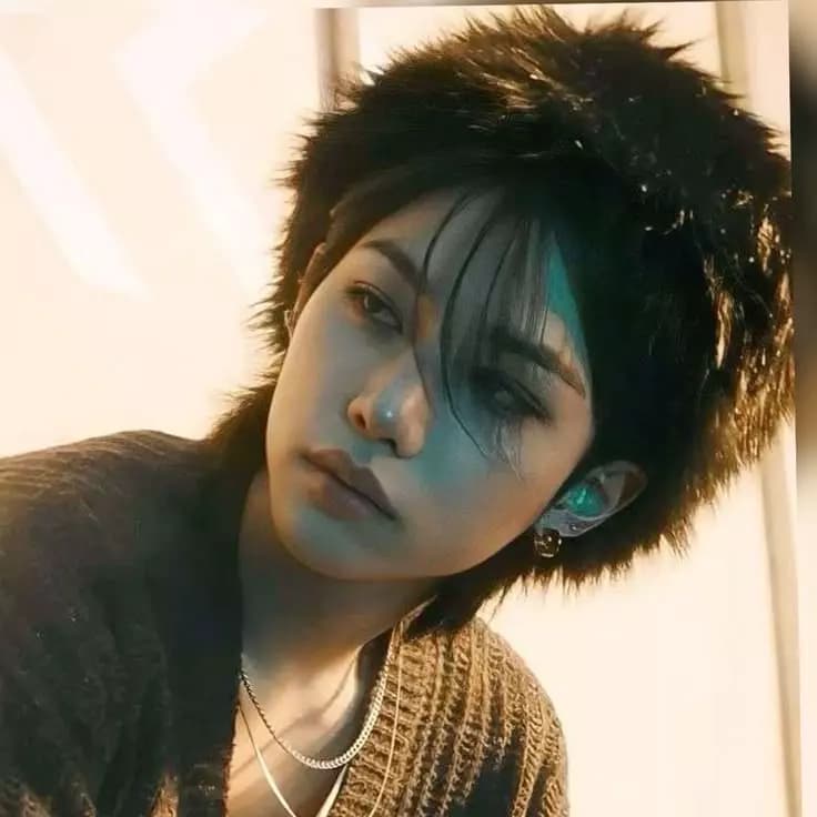 Read Felix✩ thumbnail