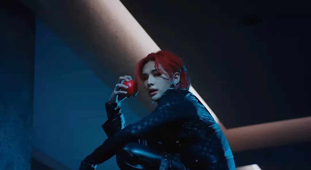 Hyunjin thumbnail