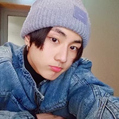 Jungwon and Jay thumbnail