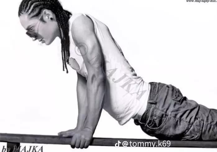 Tom Kaulitz thumbnail