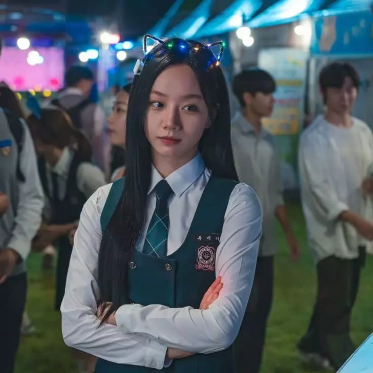 Hyeri thumbnail
