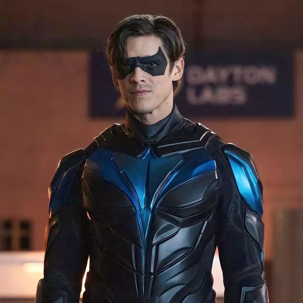 Dick Grayson thumbnail