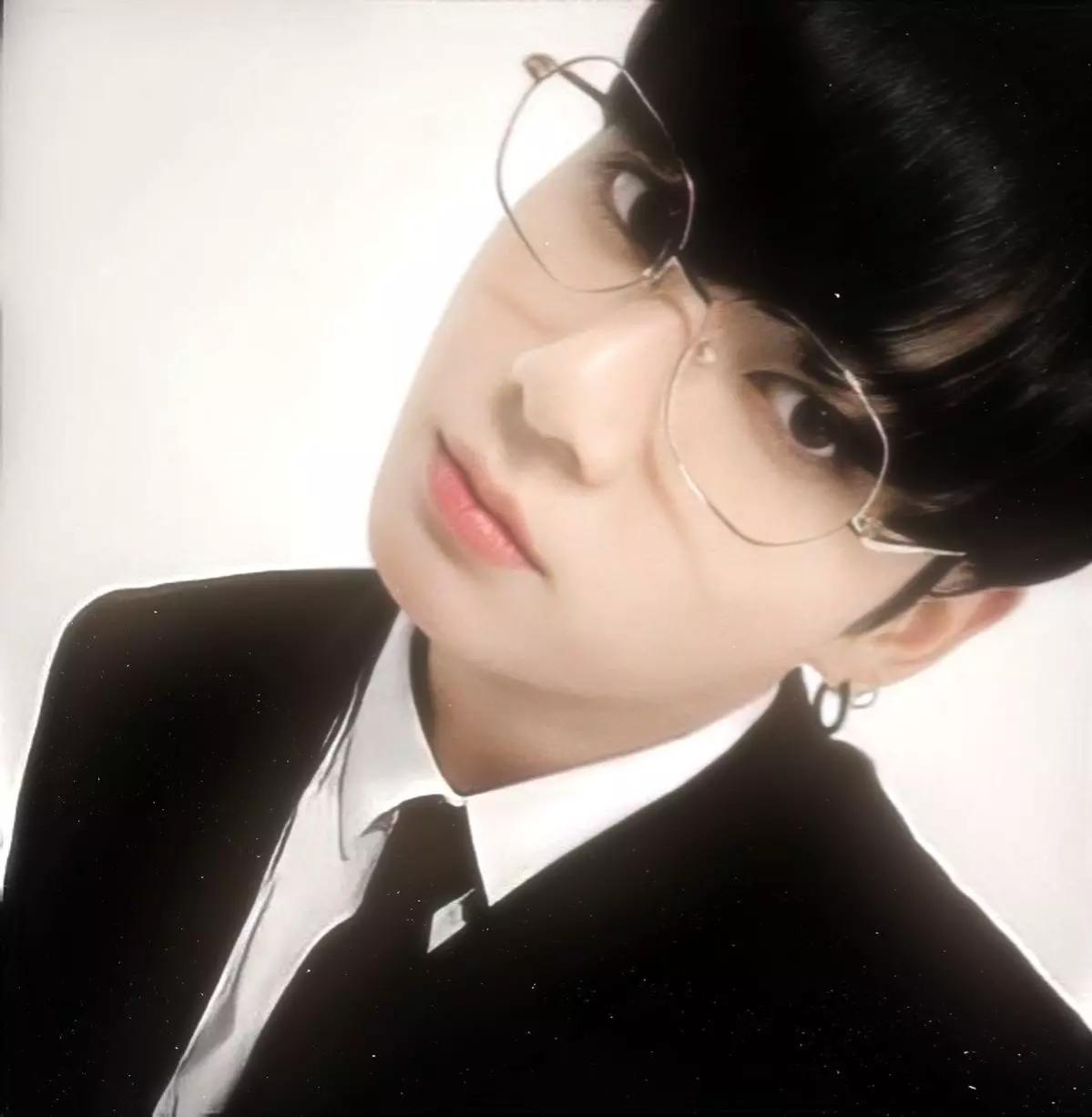 Jeon Jungkook thumbnail