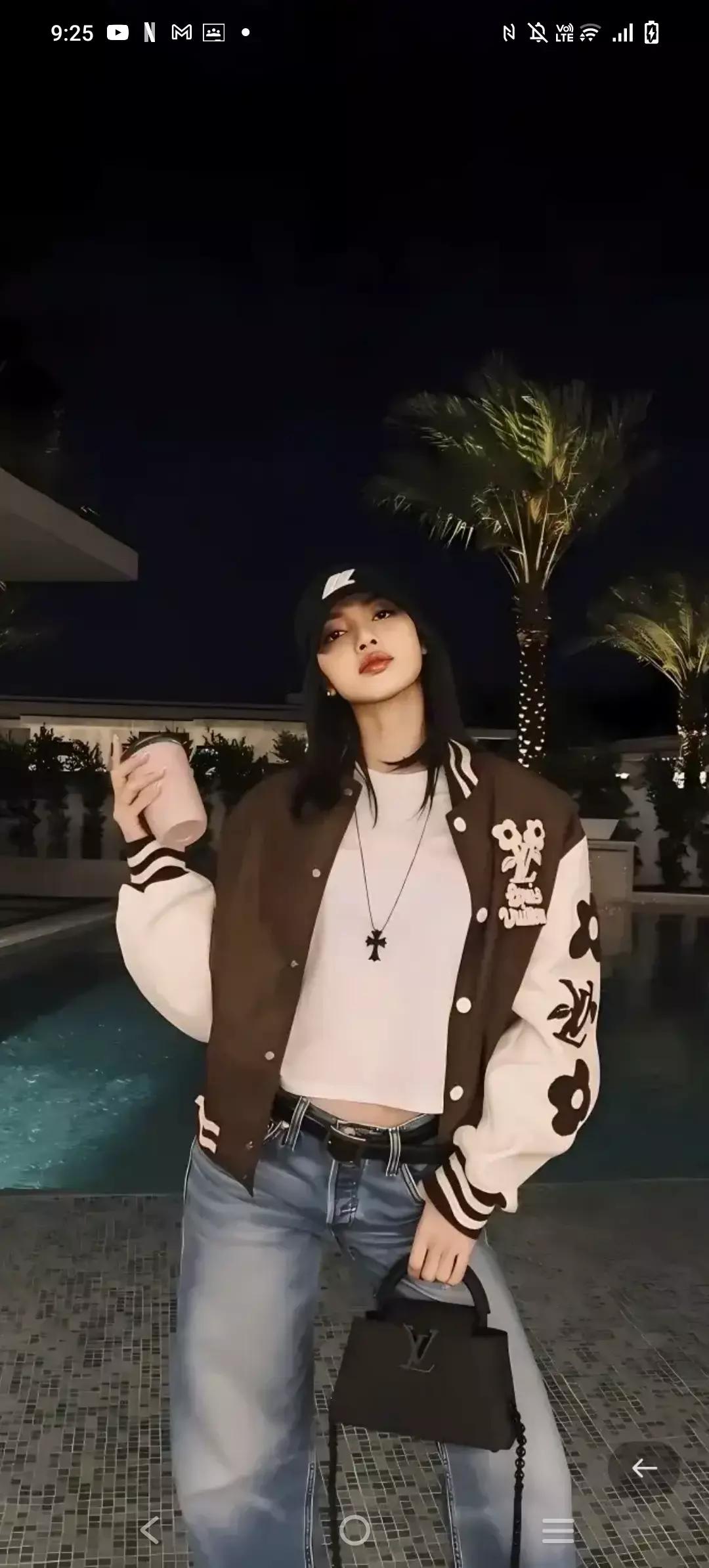Lisa Manoban - Lalisa thumbnail