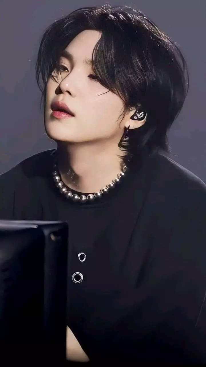 Min Yoongi thumbnail