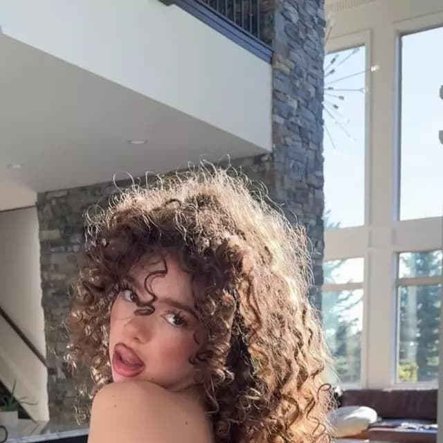 Demitra Kalogera  thumbnail